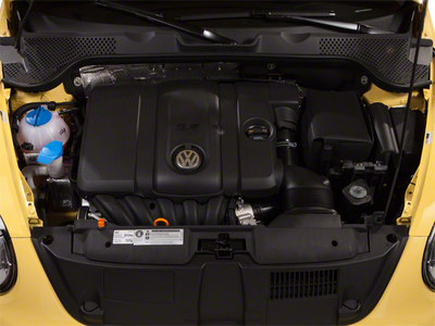 2012 Volkswagen Beetle 2dr Cpe DSG 2.0T Turbo PZEV