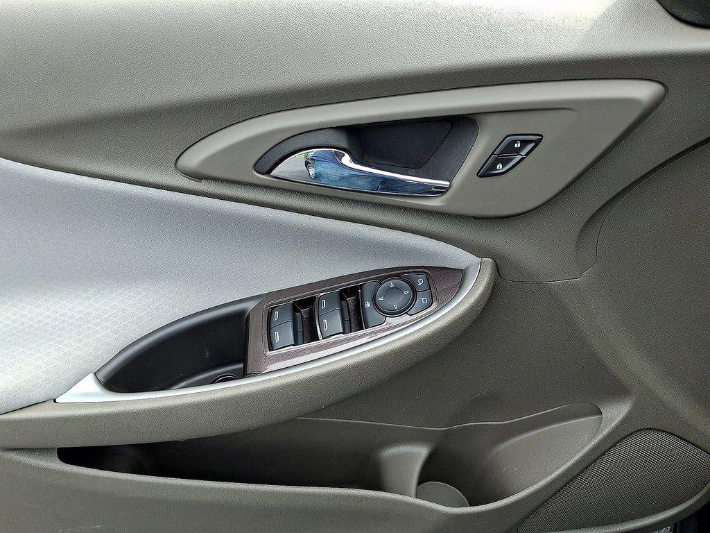 2023 Chevrolet Malibu LS