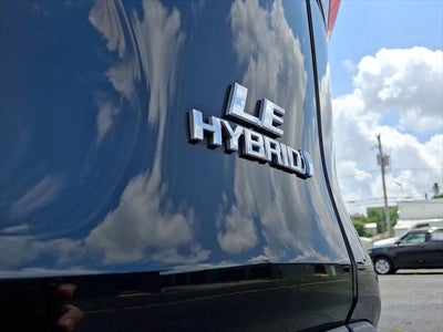 2022 Toyota RAV4 Hybrid LE