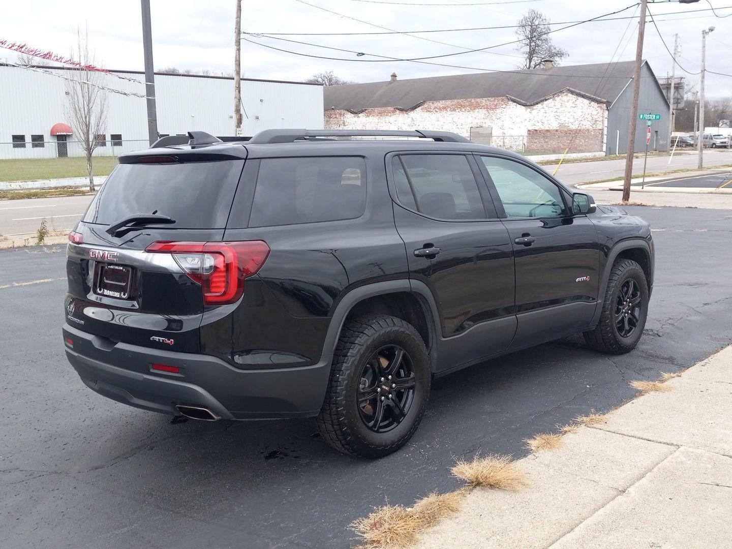 2023 GMC Acadia AT4
