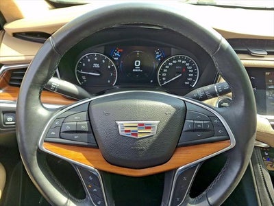 2017 Cadillac XT5 Platinum AWD