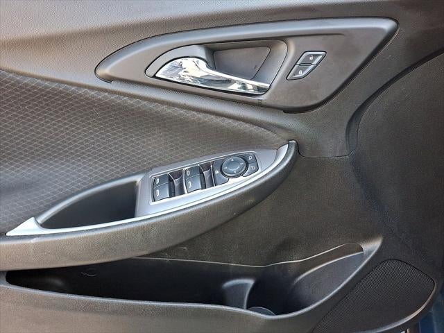 2025 Chevrolet Malibu LS
