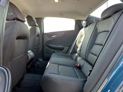 2025 Chevrolet Malibu LS