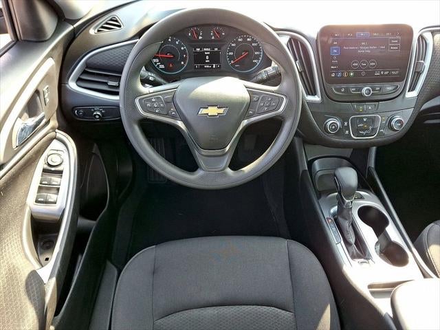 2025 Chevrolet Malibu LS