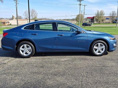 2025 Chevrolet Malibu LS