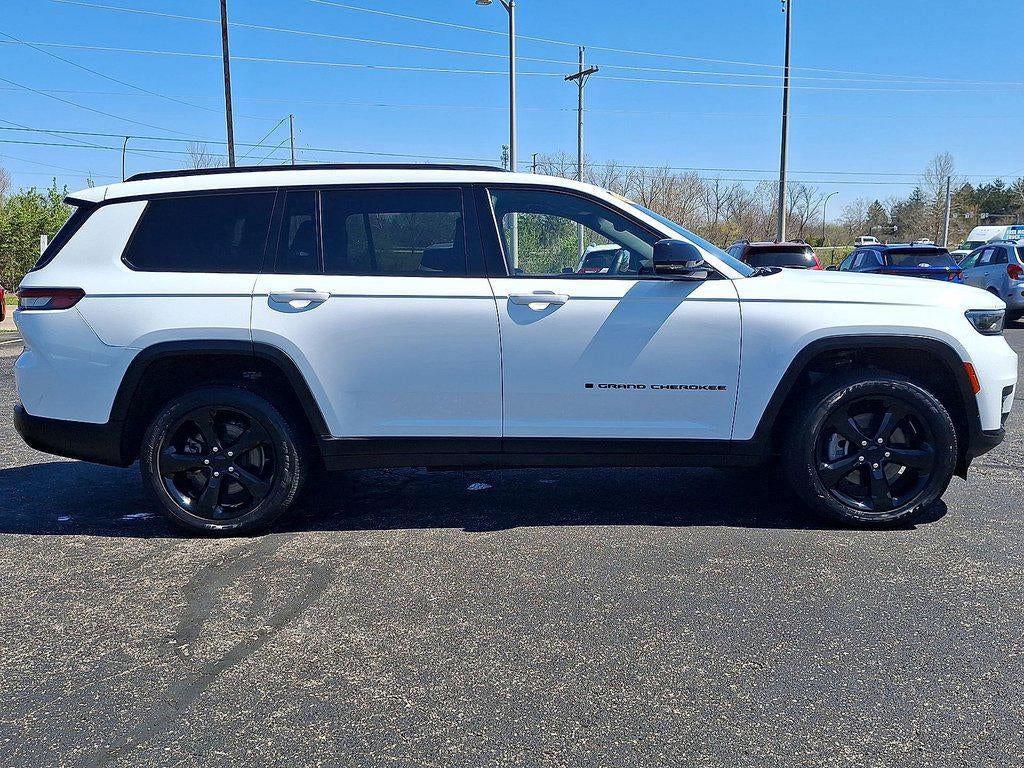 2022 Jeep Grand Cherokee L Altitude 4x4