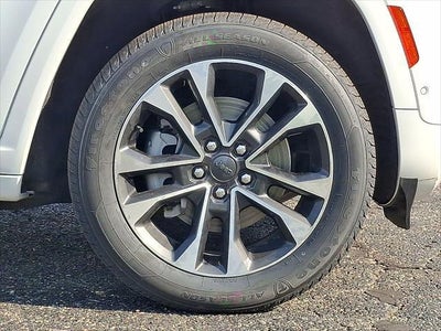 2022 Jeep Grand Cherokee L Overland 4x4