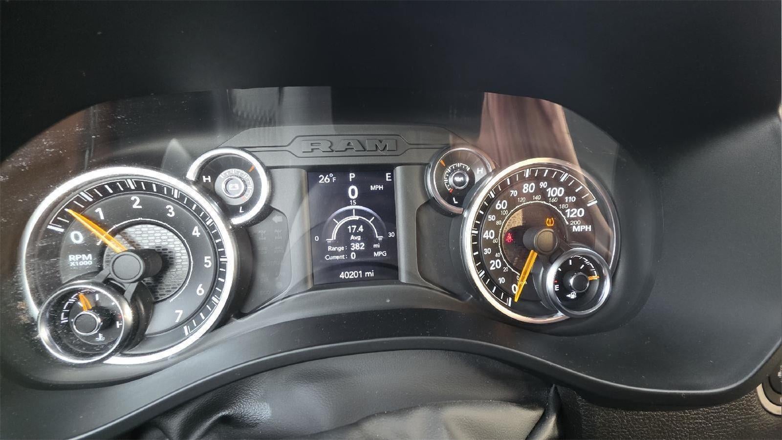 2022 RAM 1500 Big Horn Crew Cab 4x4 5'7' Box