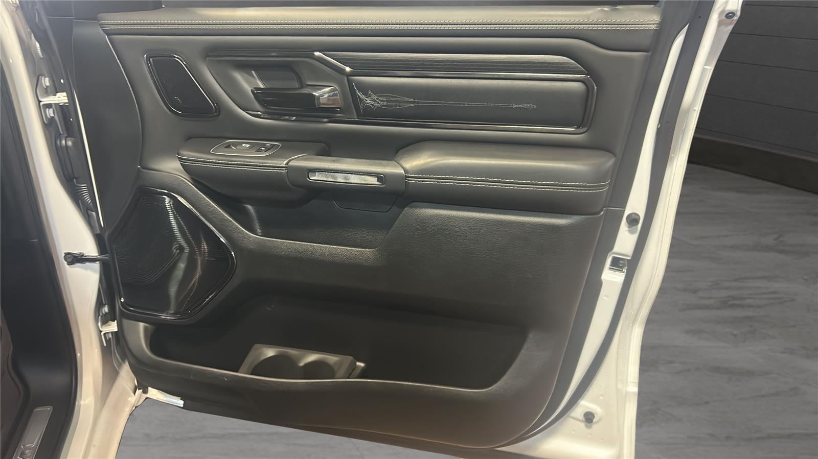 2022 RAM 1500 Limited Crew Cab 4x4 5'7' Box