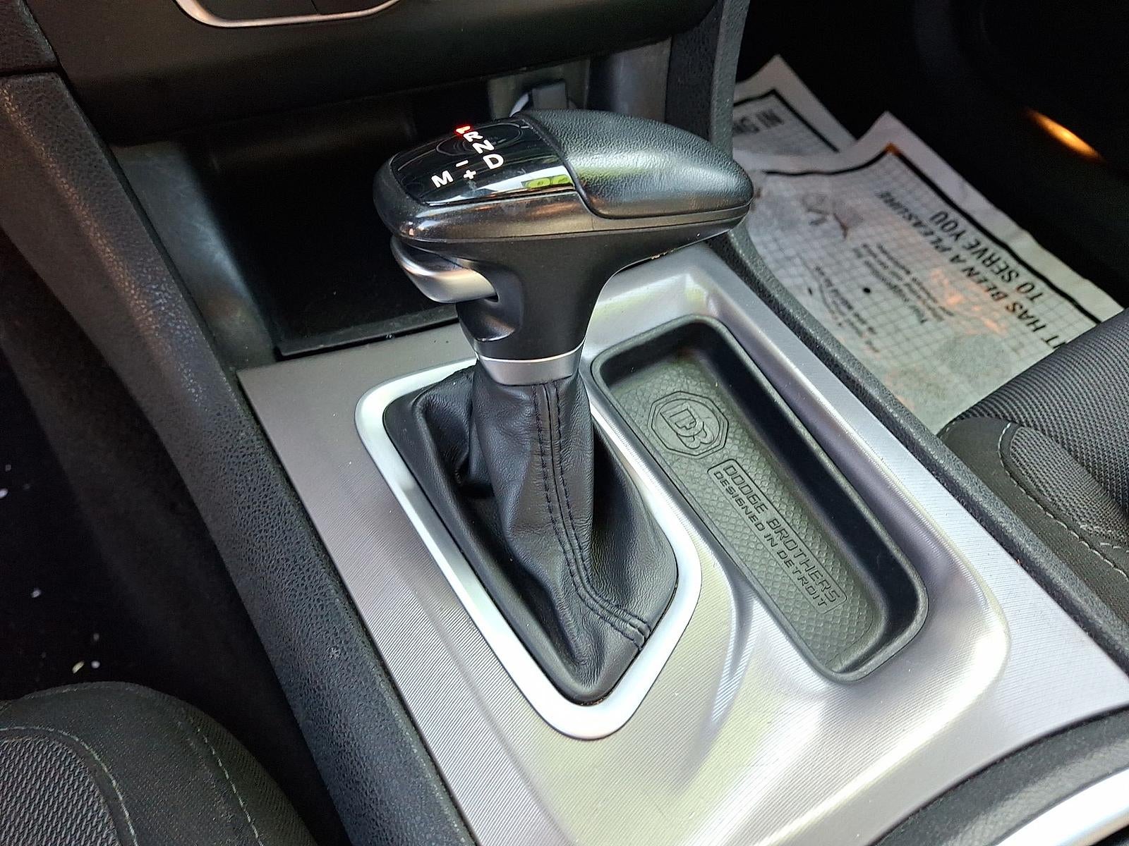 2022 Dodge Charger SXT RWD