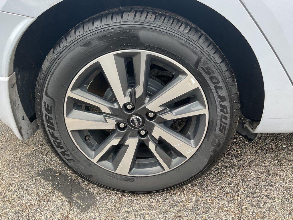 2024 Nissan Versa 1.6 SV