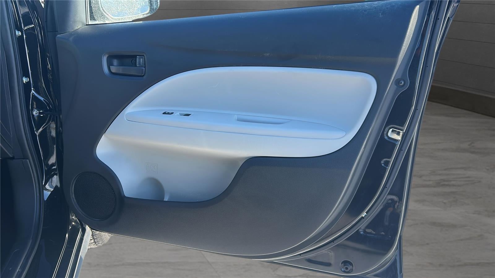 2019 Mitsubishi Mirage G4 RF