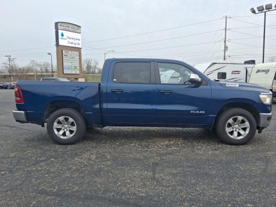 2024 RAM 1500 Laramie Crew Cab 4x2 57' Box