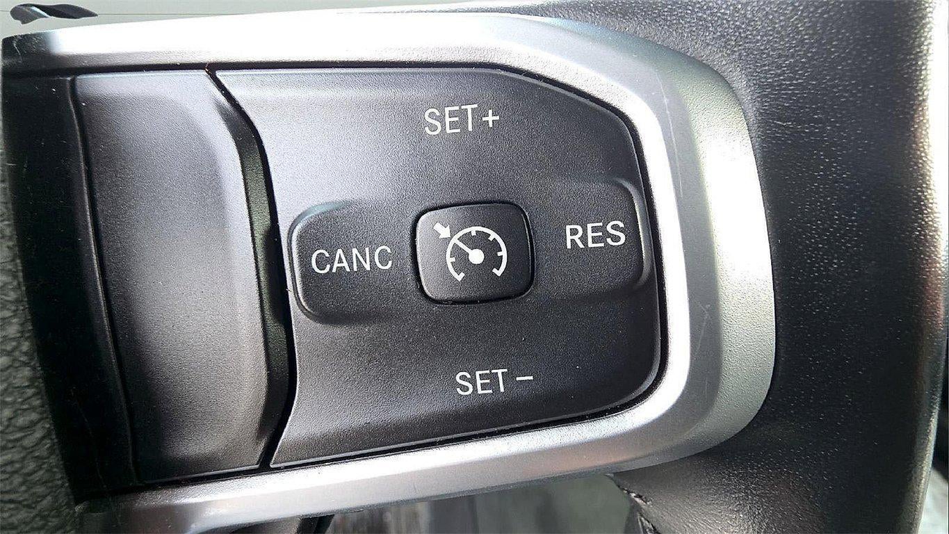 2022 RAM 1500 'Big Horn 4x4 Crew Cab 57'' Box'
