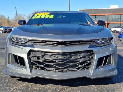 2023 Chevrolet Camaro RWD Coupe 2LT