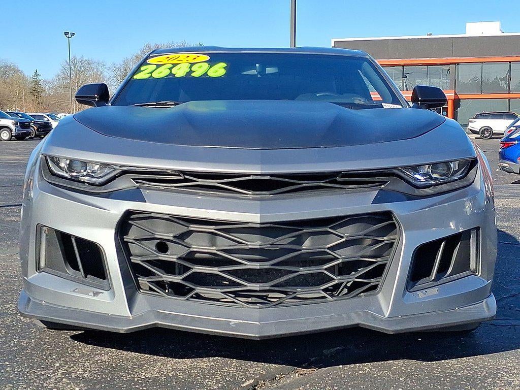 2023 Chevrolet Camaro RWD Coupe 2LT