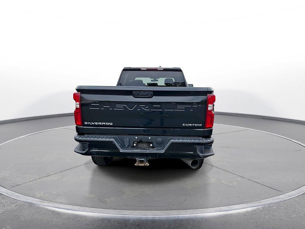2021 Chevrolet Silverado 2500Hd '4WD Crew Cab 159'' Custom'