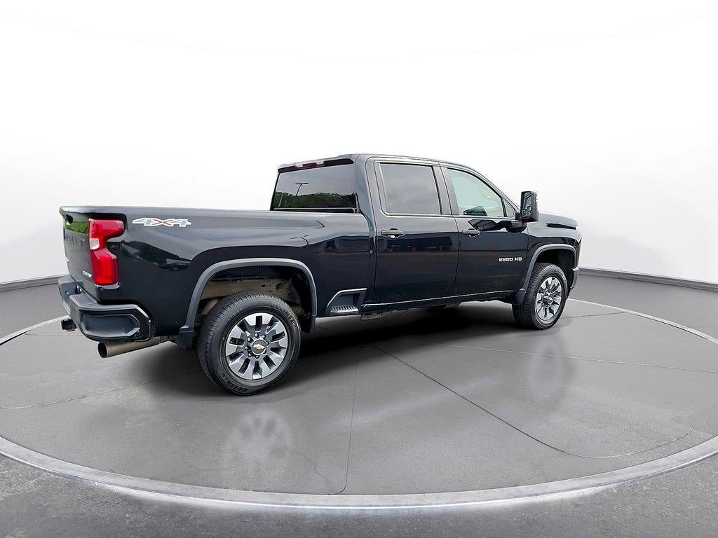 2021 Chevrolet Silverado 2500Hd '4WD Crew Cab 159'' Custom'