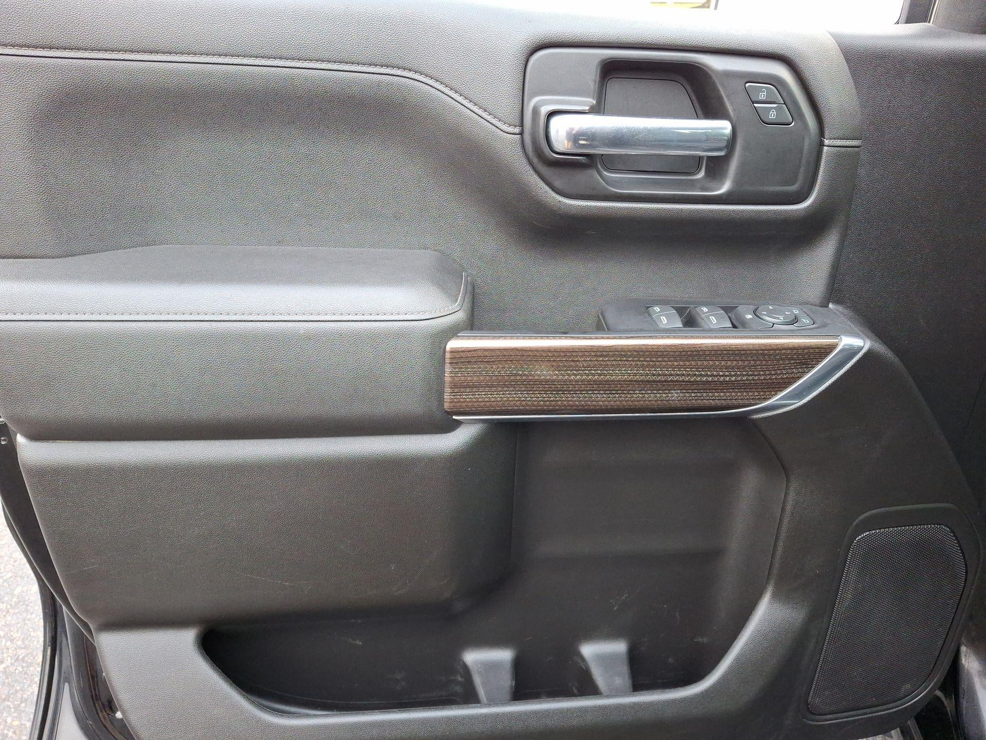 2022 Chevrolet Silverado 1500 LTD 4WD Crew Cab Short Bed LT