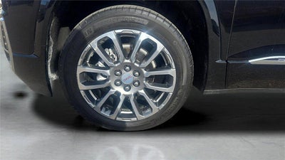 2023 GMC Acadia AWD 4dr Denali
