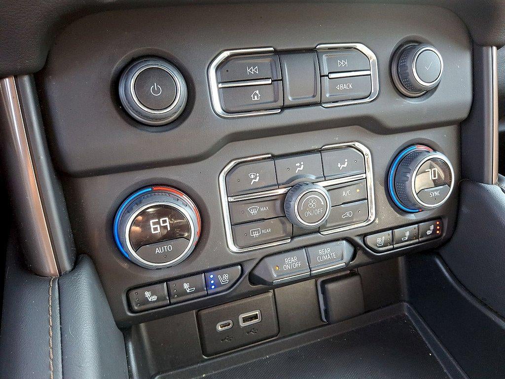 2022 Chevrolet Tahoe 4WD 4dr High Country