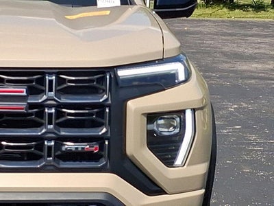 2023 GMC Canyon 4WD Crew Cab AT4