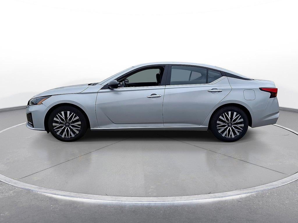 2024 Nissan Altima 2.5 SV Sedan