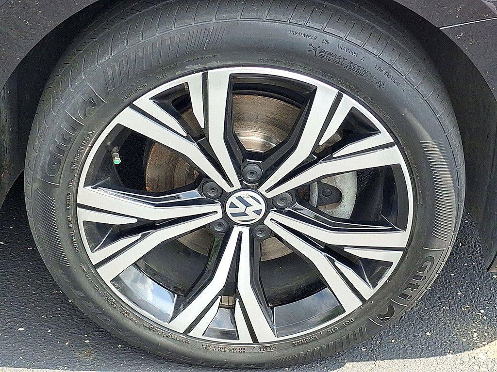 2022 Volkswagen Passat 2.0T SE Auto