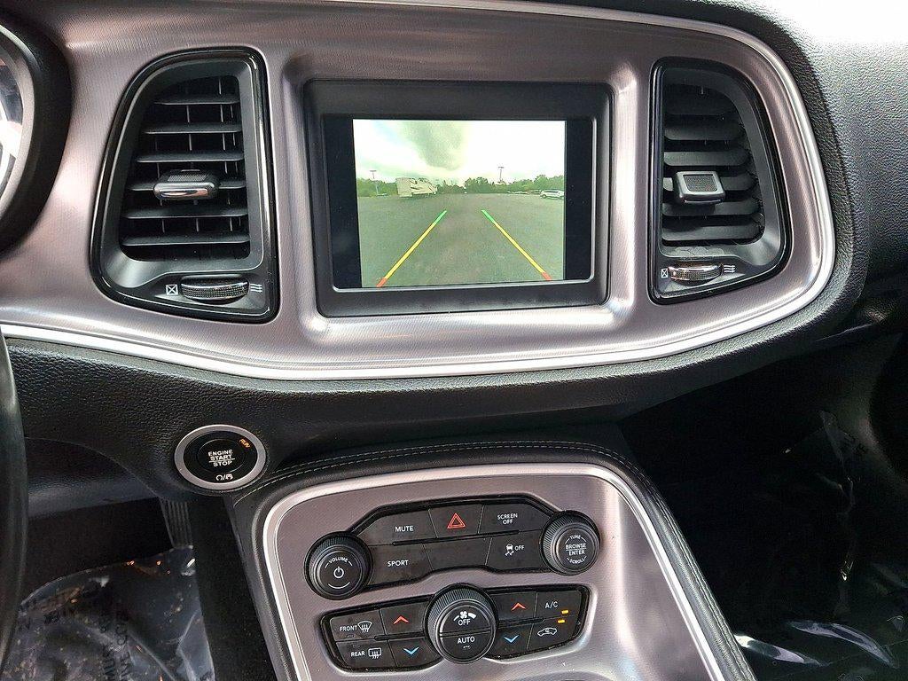 2019 Dodge Challenger SXT RWD