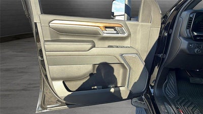 2025 Chevrolet Silverado 2500Hd '4WD Crew Cab 159'' High Country'