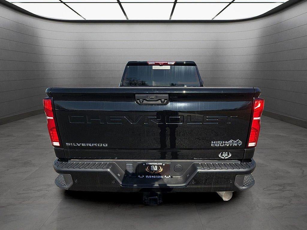 2025 Chevrolet Silverado 2500Hd '4WD Crew Cab 159'' High Country'