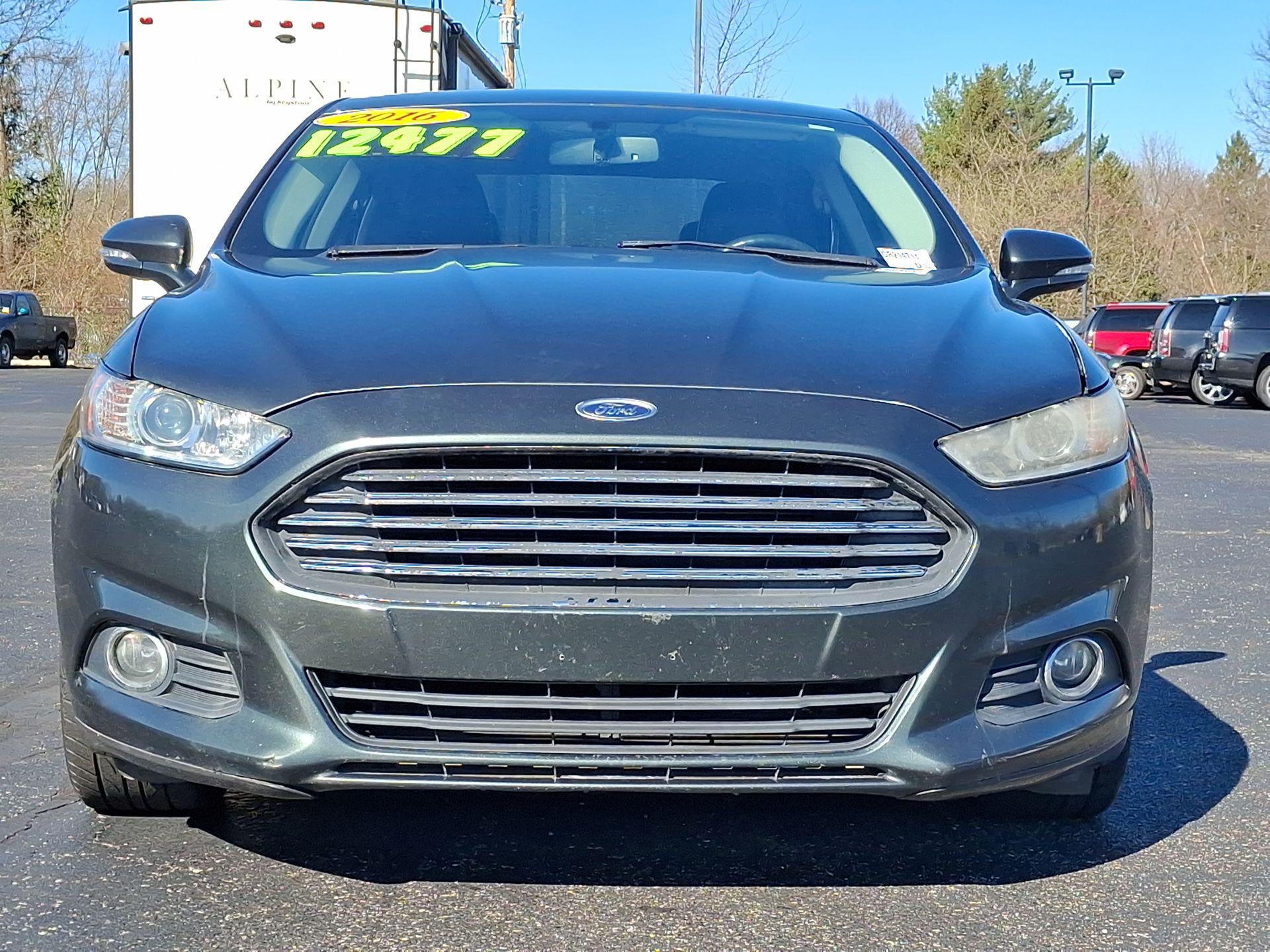 2016 Ford Fusion SE