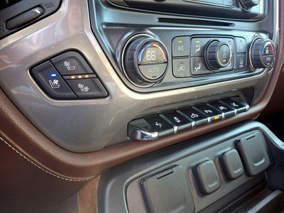 2016 Chevrolet Silverado 1500 '4WD Crew Cab 153.0'' High Country'
