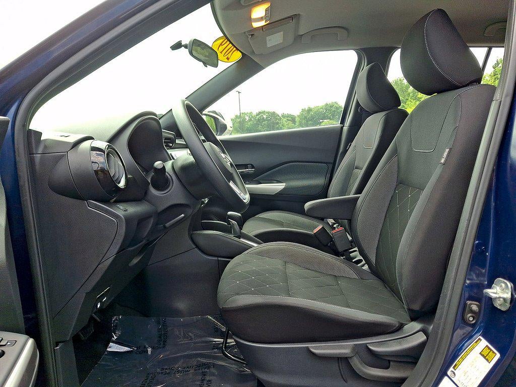 2019 Nissan Kicks SV FWD