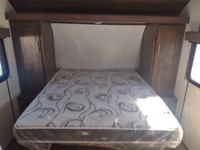 2022 Riverside RV Retro 211