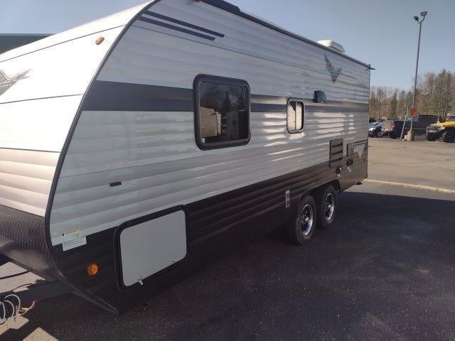 2022 Riverside RV Retro 211