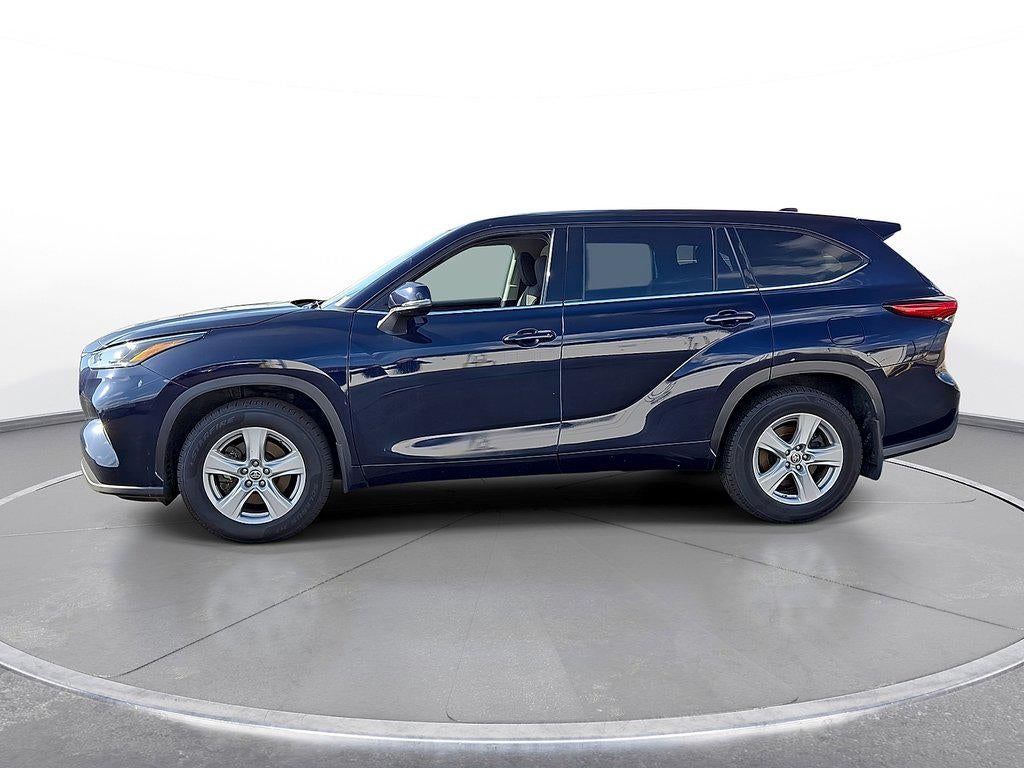 2022 Toyota Highlander Hybrid LE AWD (Natl)