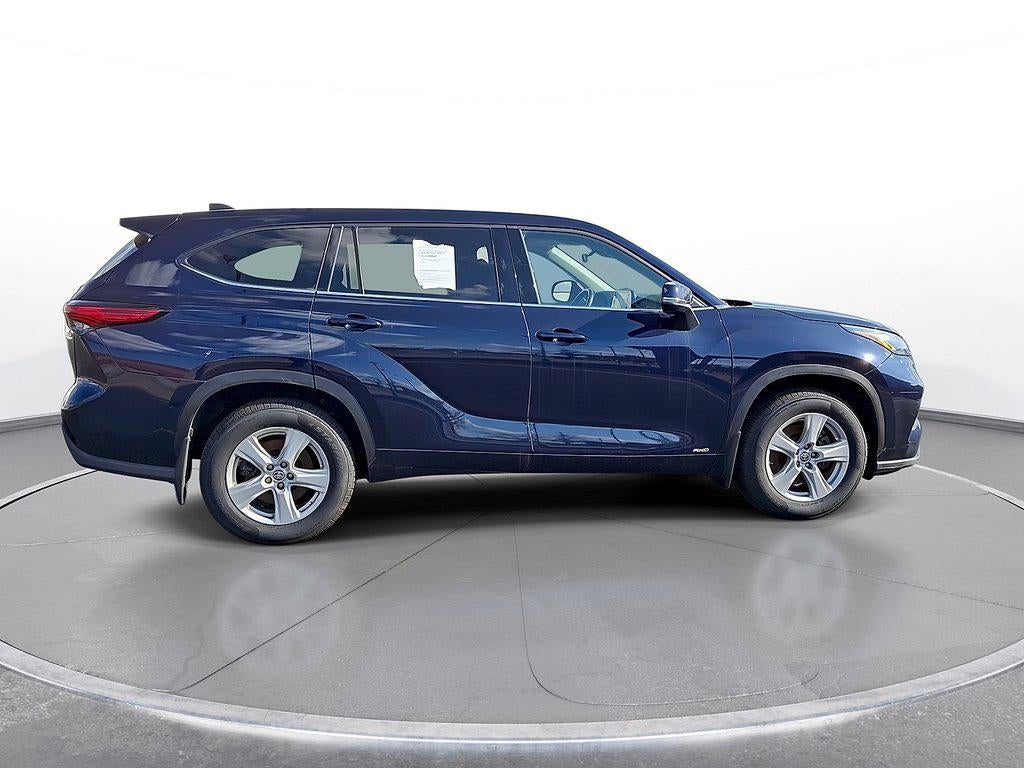 2022 Toyota Highlander Hybrid LE AWD (Natl)