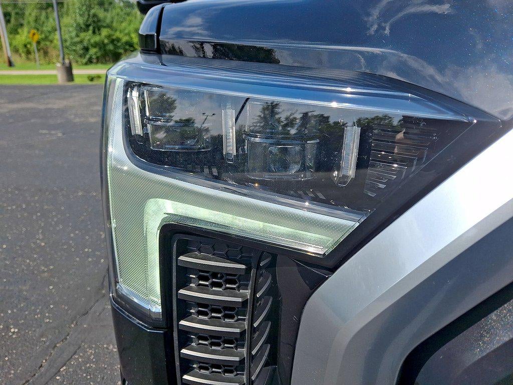 2023 Toyota Tundra 4Wd Limited CrewMax 5.5 Bed (Natl)