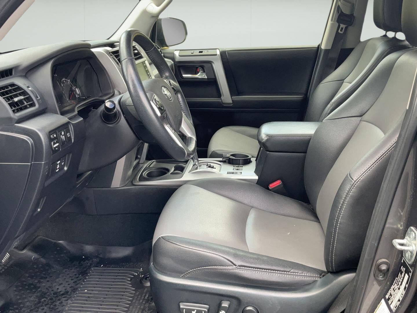 2022 Toyota 4Runner SR5 Premium 2WD (Natl)