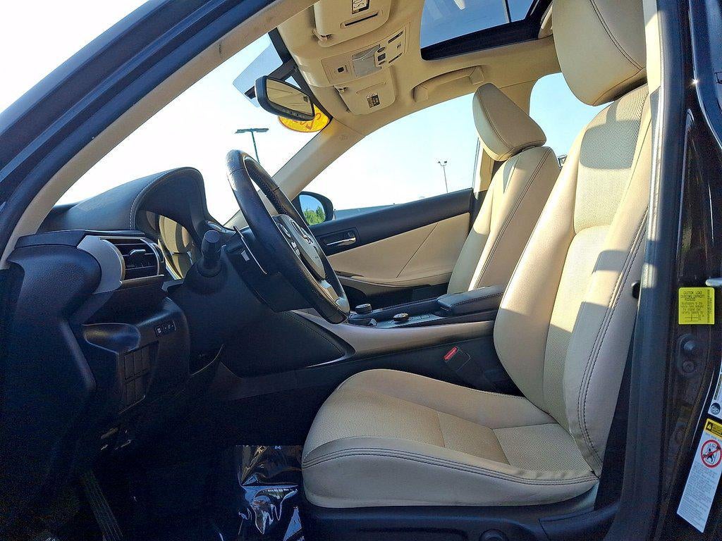 2016 Lexus Is 300 4dr Sdn AWD