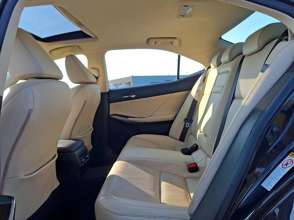 2016 Lexus Is 300 4dr Sdn AWD
