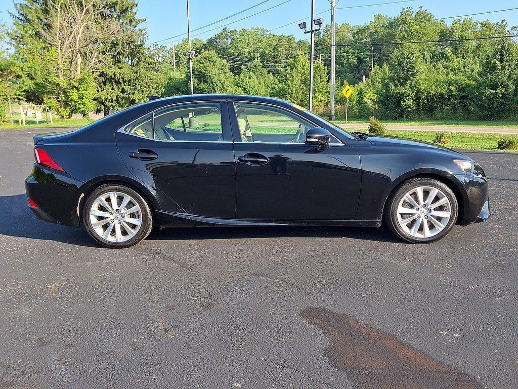 2016 Lexus Is 300 4dr Sdn AWD