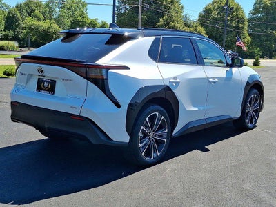 2023 Toyota Bz4x XLE AWD (Natl)