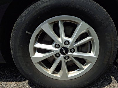 2024 Kia Carnival LX FWD w/Seat Pkg