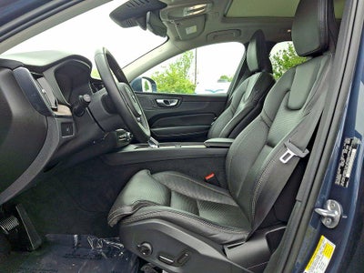2023 Volvo Xc60 B6 AWD Ultimate Bright Theme