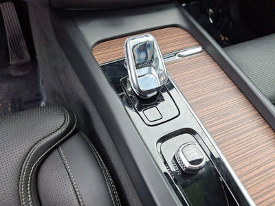 2023 Volvo Xc60 B6 AWD Ultimate Bright Theme