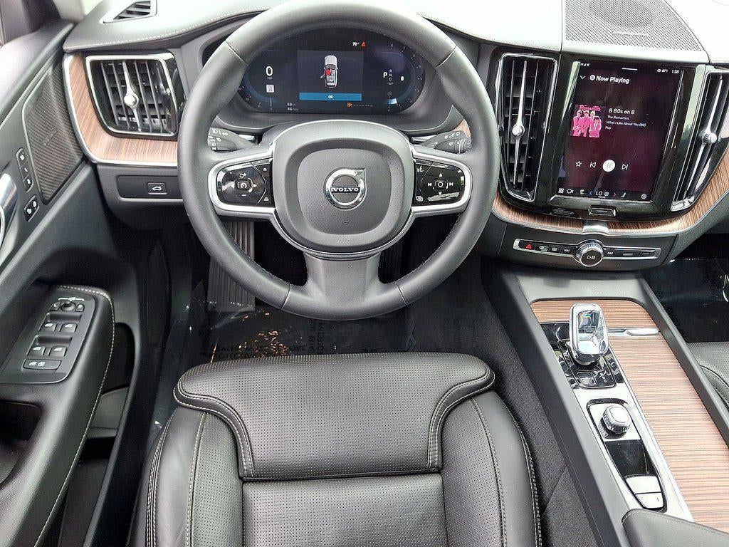 2023 Volvo Xc60 B6 AWD Ultimate Bright Theme