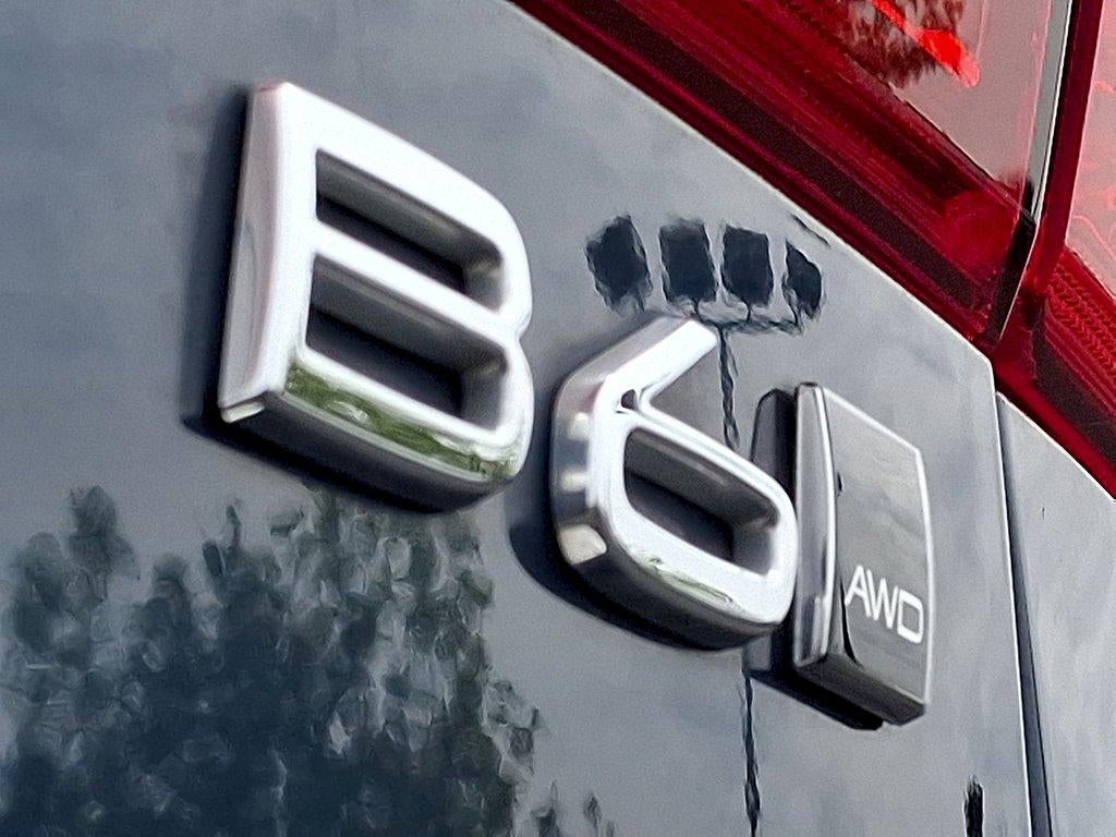 2023 Volvo Xc60 B6 AWD Ultimate Bright Theme