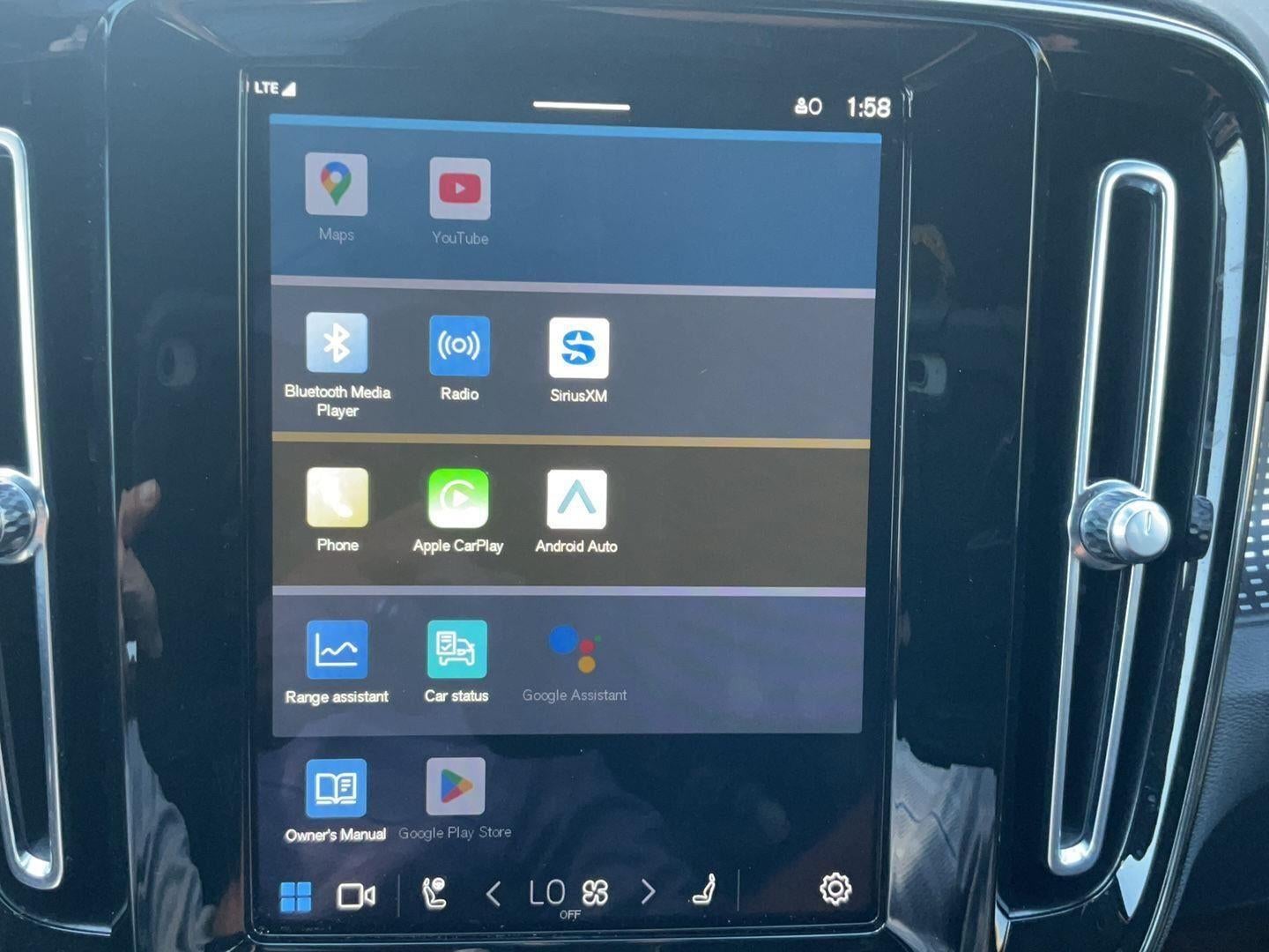 2021 Volvo XC40 Recharge P8 eAWD Pure Electric